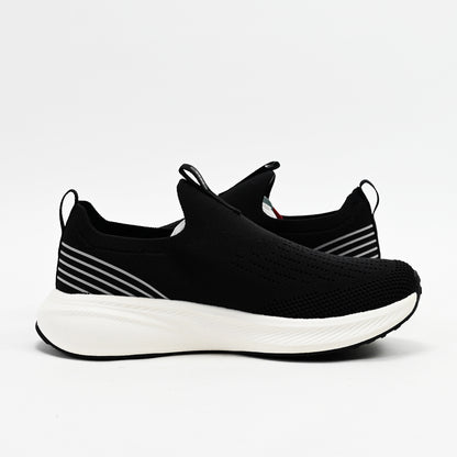 PEAK FOOTWEAR