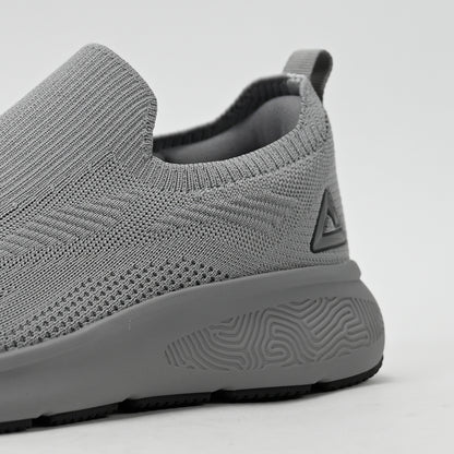PEAK FOOTWEAR