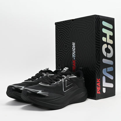 PEAK FOOTWEAR