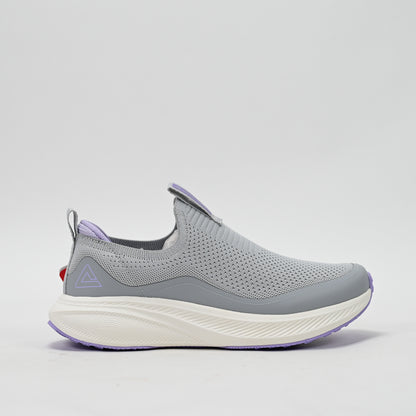 PEAK FOOTWEAR
