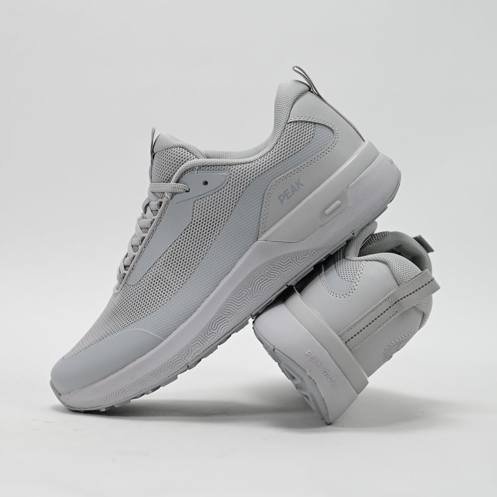 PEAK FOOTWEAR