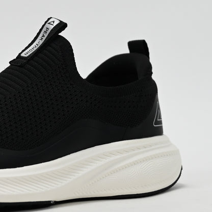 PEAK FOOTWEAR