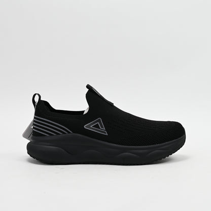 PEAK FOOTWEAR