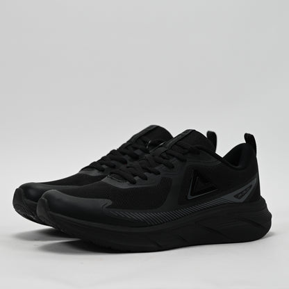 PEAK FOOTWEAR
