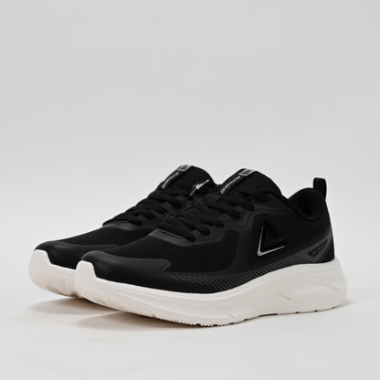PEAK FOOTWEAR
