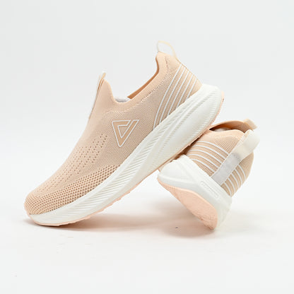 PEAK FOOTWEAR