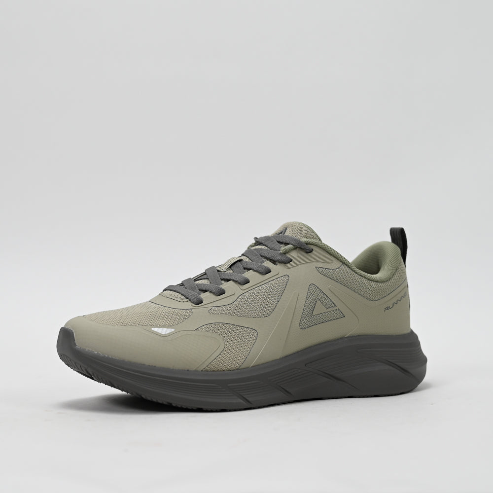 PEAK FOOTWEAR