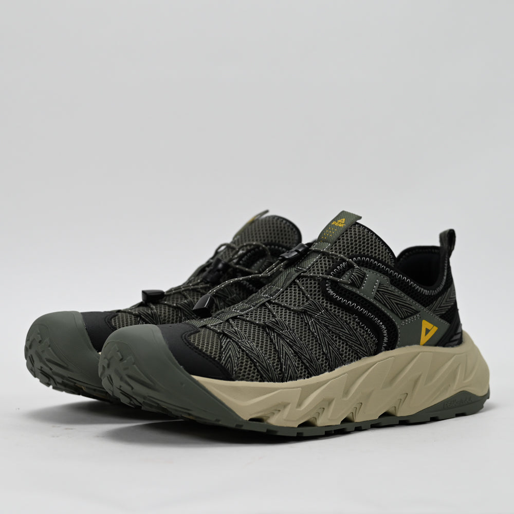 PEAK FOOTWEAR