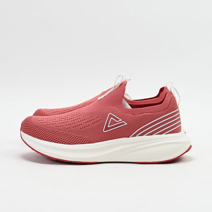 PEAK FOOTWEAR
