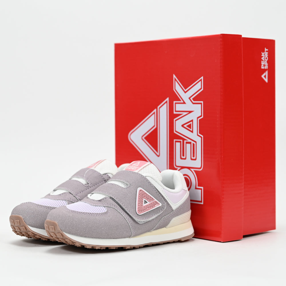 PEAK FOOTWEAR