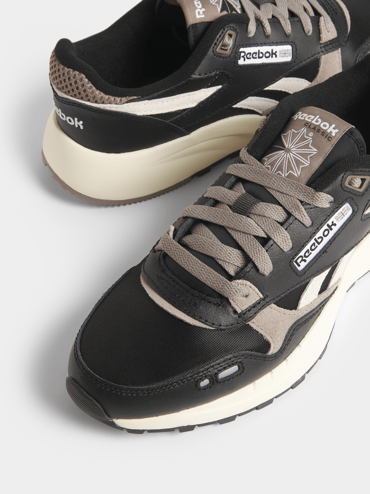 Reebok Classic Leather 2400