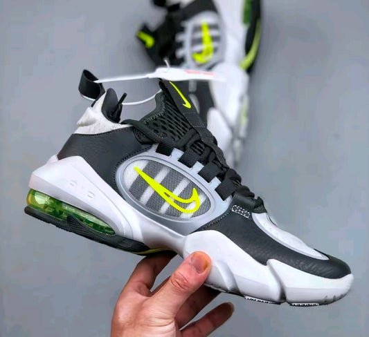 Nike Air Max Alpha Savage 2