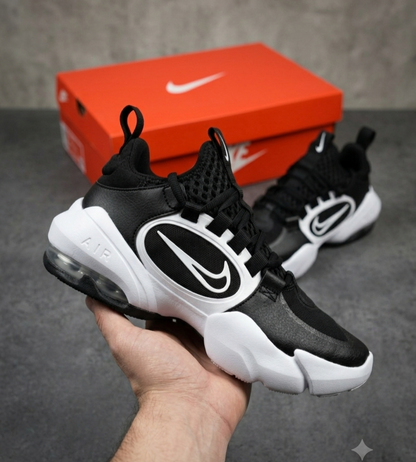Nike Air Max Alpha Savage 2
