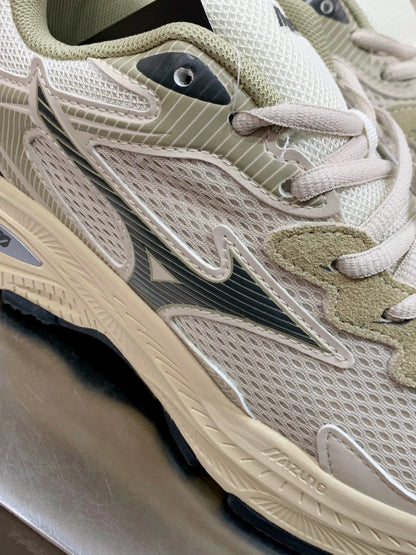 MIZUNO RACER S OARISM