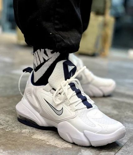 NIKE AIR MAX ALPHA SAVAGE